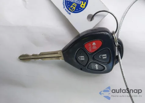 2011 Toyota Camry Xle z USA, uszkodzony, nr VIN 4T4BF3EK5BR184223